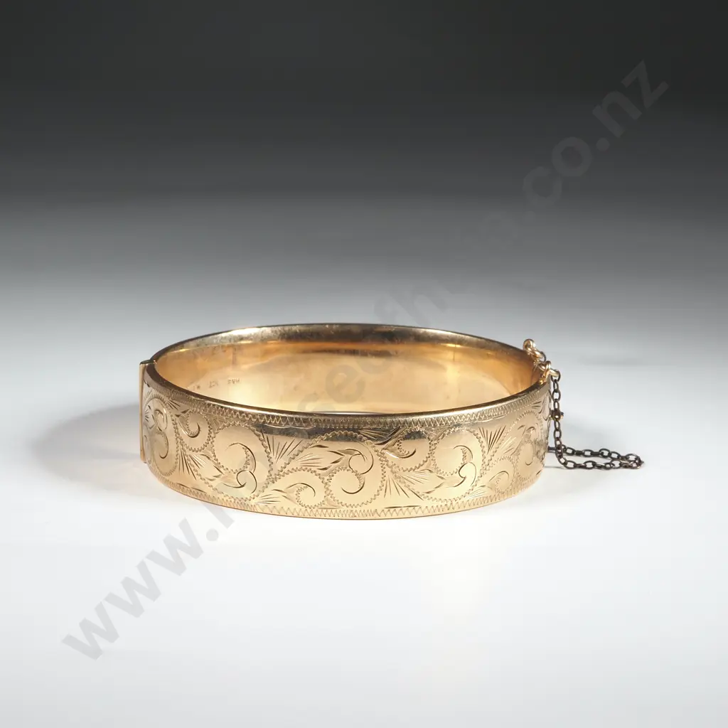 9ct Gold Metal Corp Hinged Bangle Image 1++