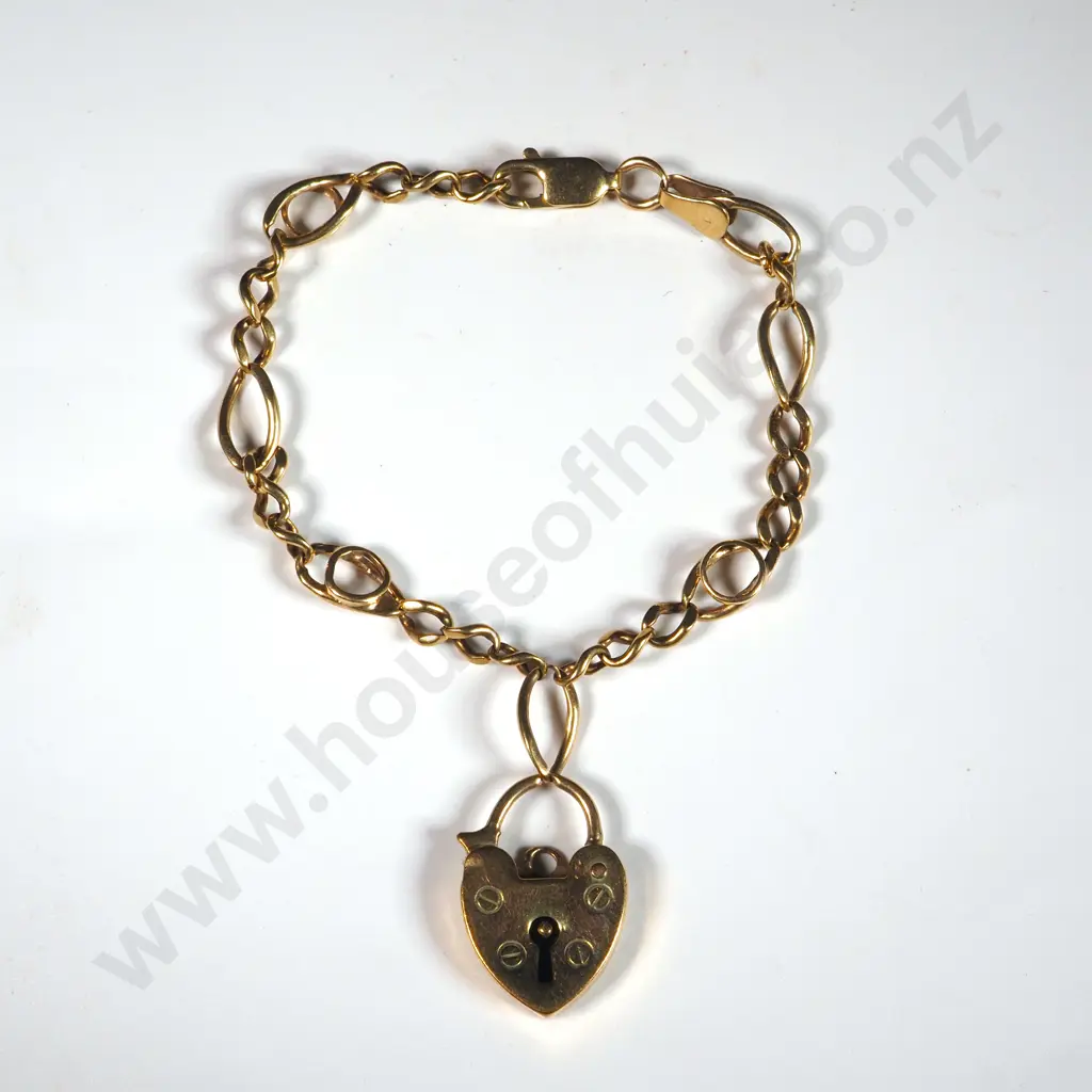 9ct Gold Curb Bracelet Image 1++