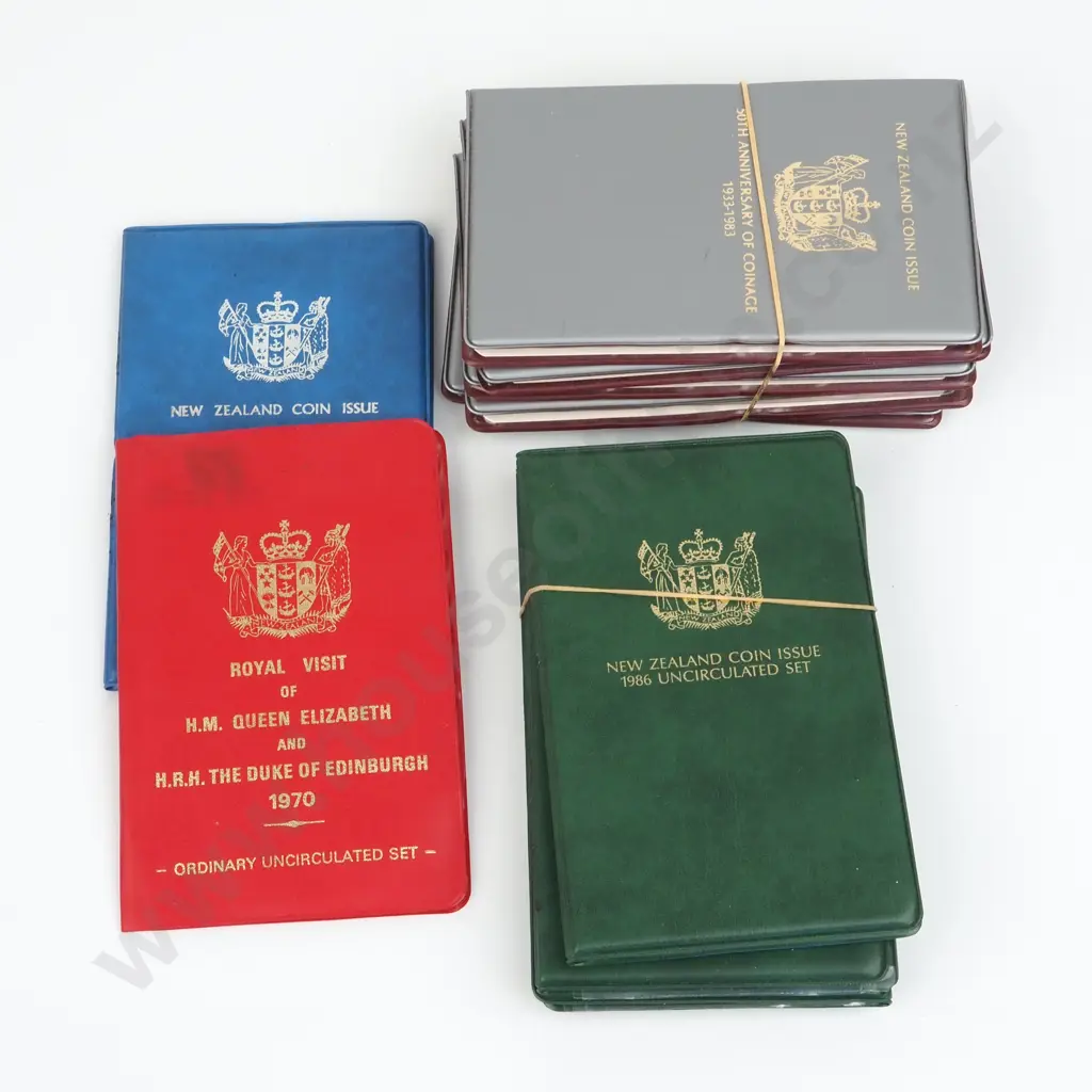 11 New Zealand Uncirculated Coin Sets  Image 1++
