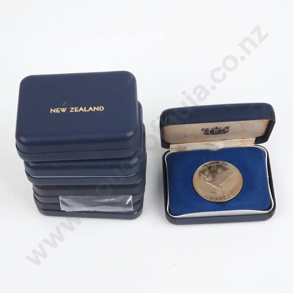 Five 1974 Cased New Zealand Proof Dollar Coins - Total CV $275 Image 1++