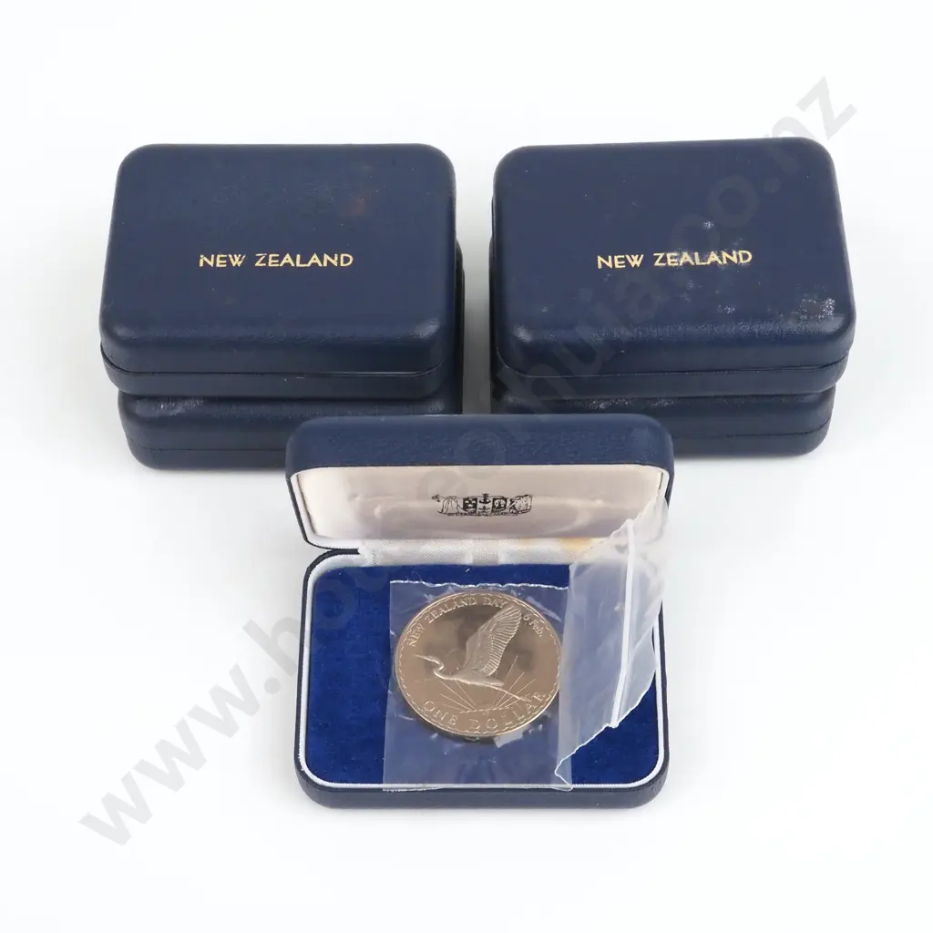 Five 1974 Cased New Zealand Proof Dollar Coins - Total CV $275 Image 1++