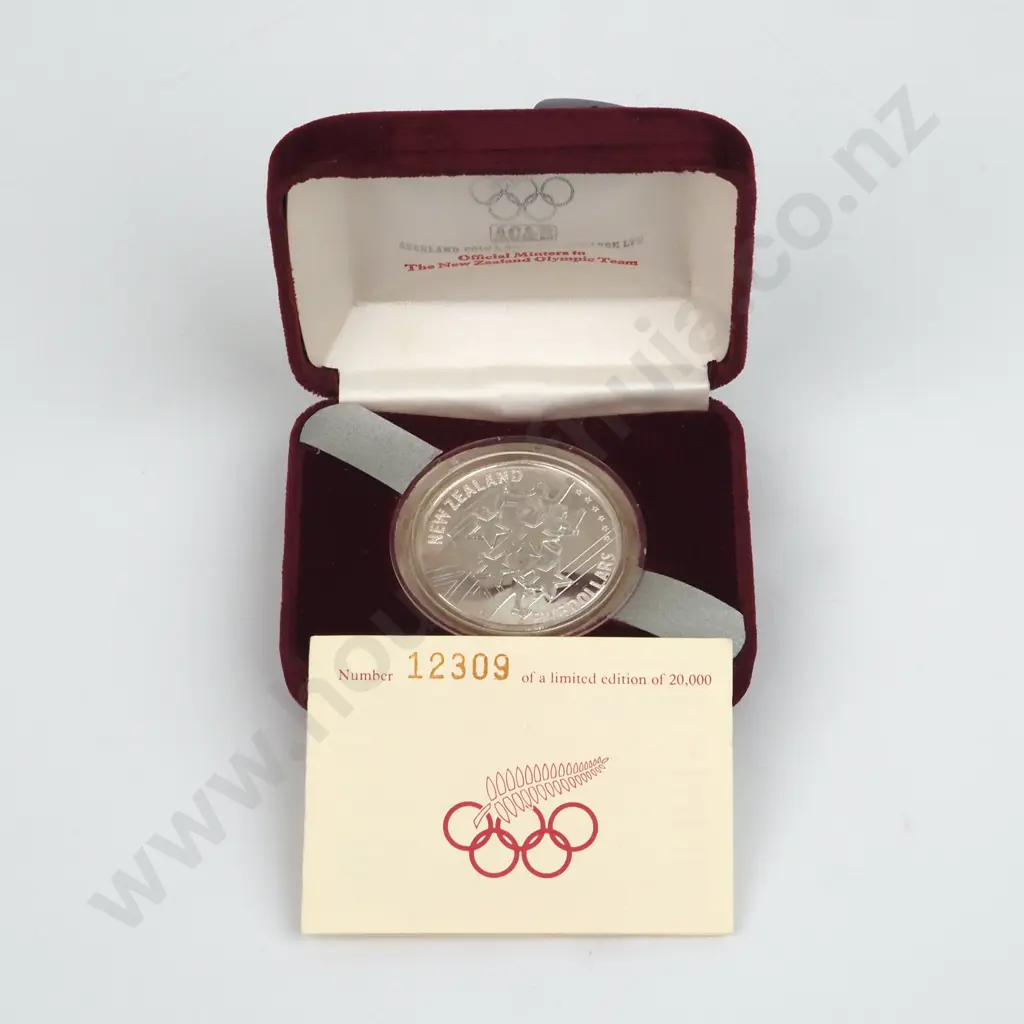 1984 New Zealand Silver Dollar Olympic Games  Image 1++