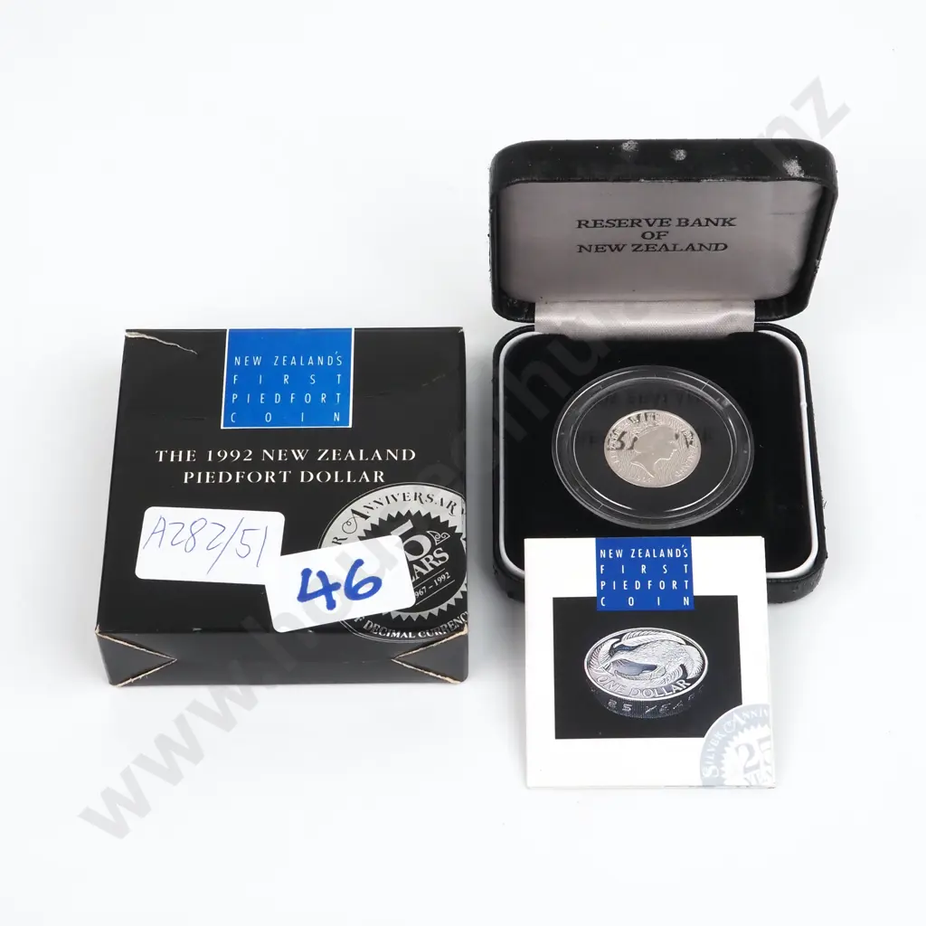 1992 New Zealand Piedfort Silver Dollar  Image 1++