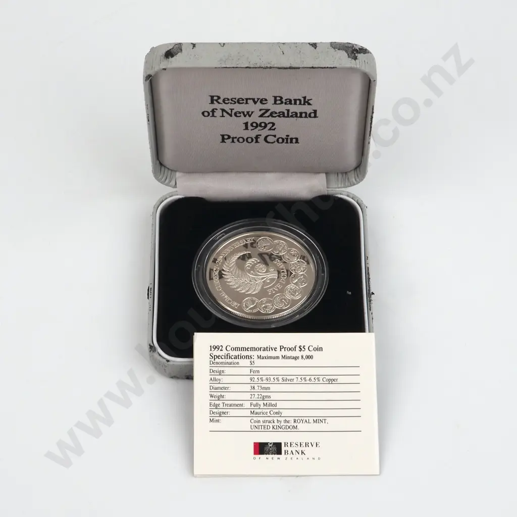 1992 New Zealand Proof Silver $5 Coin  Image 1++