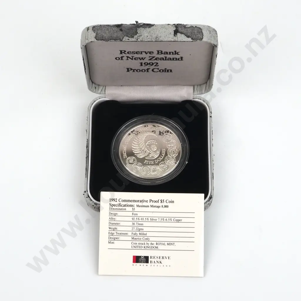 1992 New Zealand Proof Silver $5 Coin  Image 1++