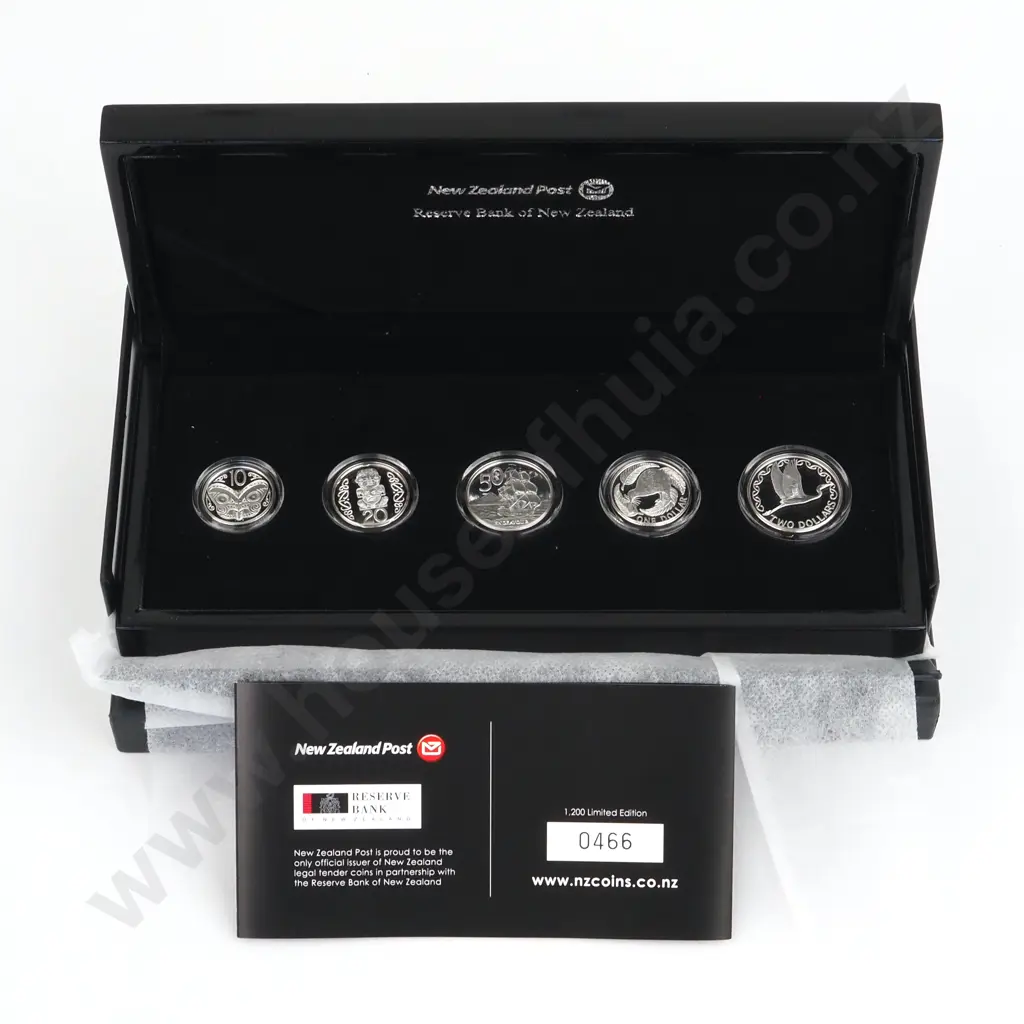 2011 New Zealand Silver Currency Set  Image 1++