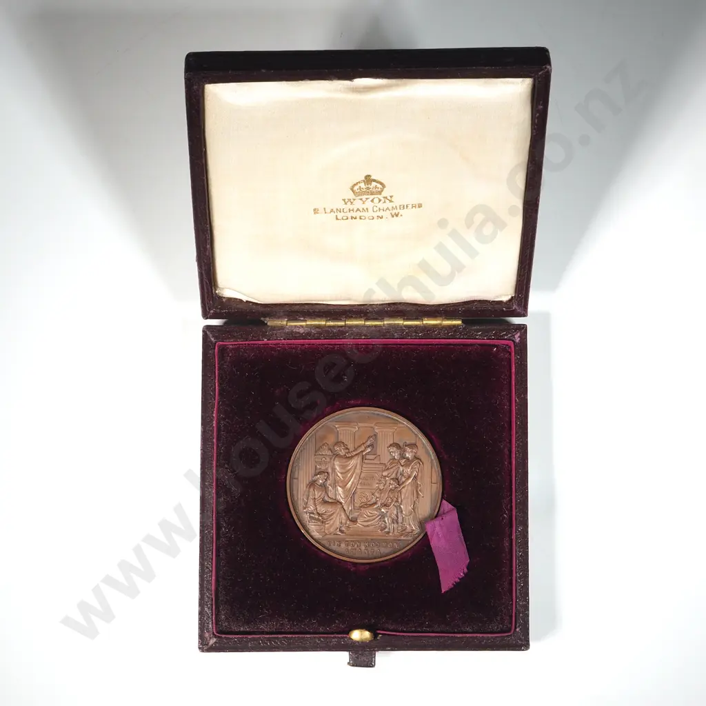 Cased Livingstone Centenary 1913 Medal  Image 1++