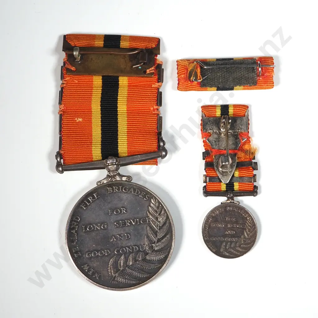 New Zealand Fire Brigade Long Service & Good Conduct Medal w Four Bars - Miniature & Ribbon Bar to G A Drieberg Image 1++