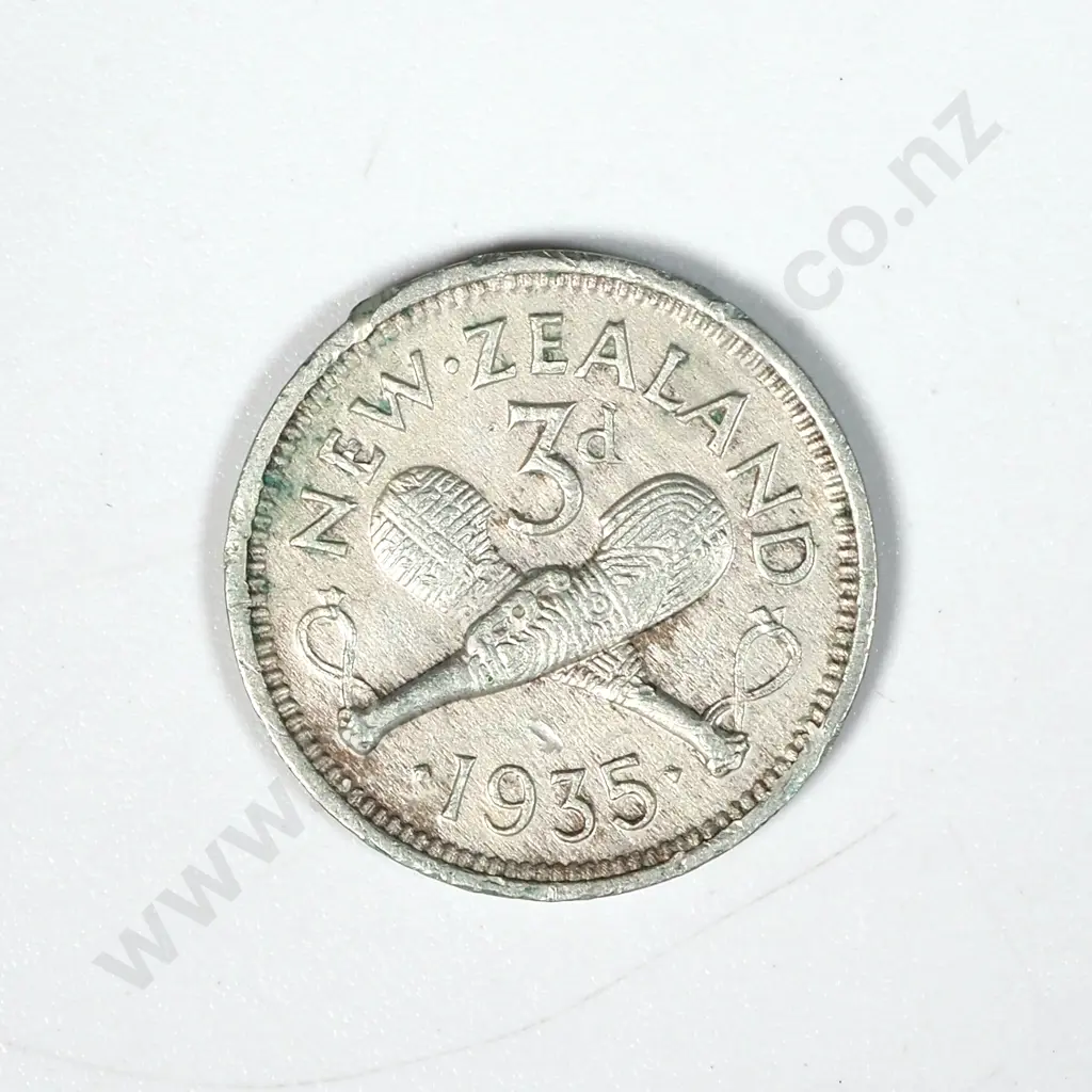 1935 New Zealand Three Pence  Image 1++