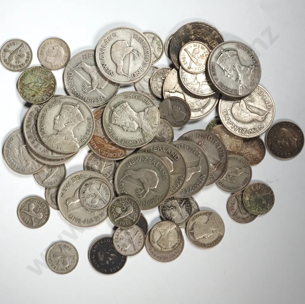 260 Grams of 50% Silver New Zealand Coinage  Image 1++