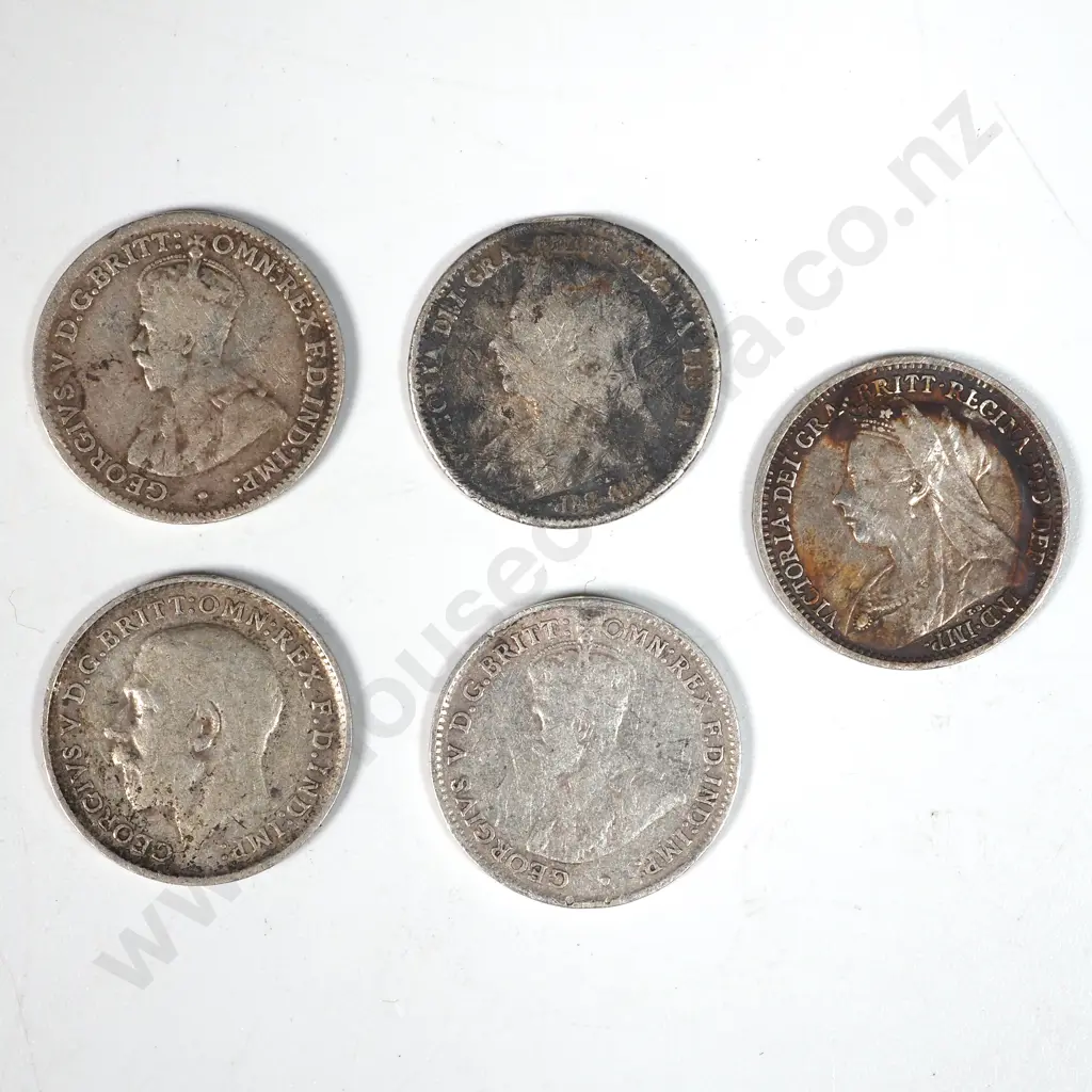 Five Silver Australian Three Pence Coins Image 1++