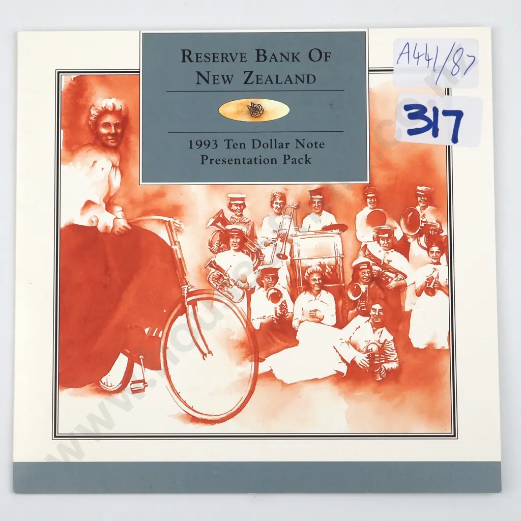 1993 New Zealand Uncut Pair of Ten Dollar Banknotes in Presentation Pack  Image 1++