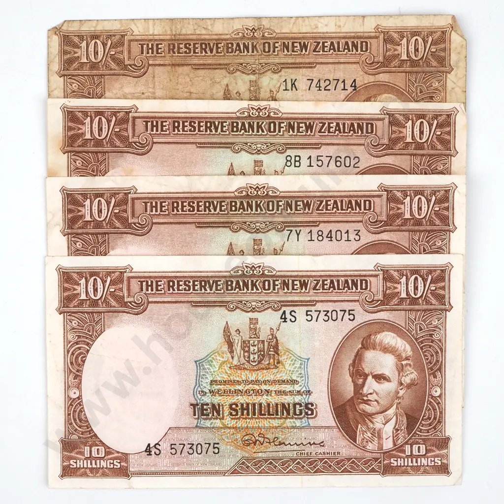 Four New Zealand Circulated 10 Shilling Fleming Banknotes  Image 1++