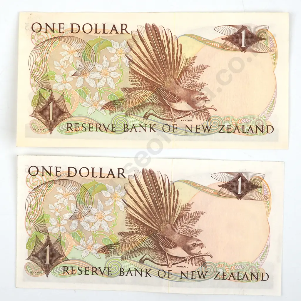 Two New Zealand One Dollar Hardie Banknotes - Better Grades  Image 1++