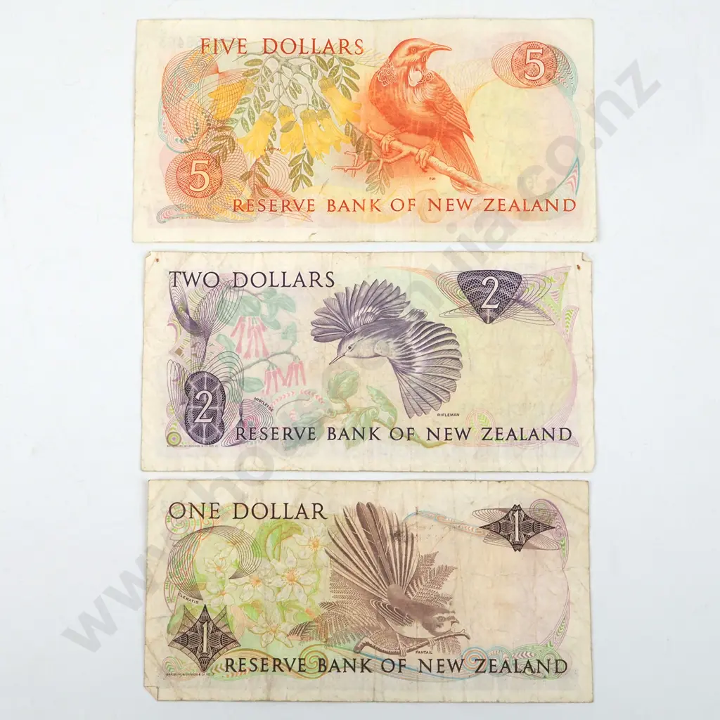 New Zealand $1/$2/$5 Banknotes - Circulated  Image 1++