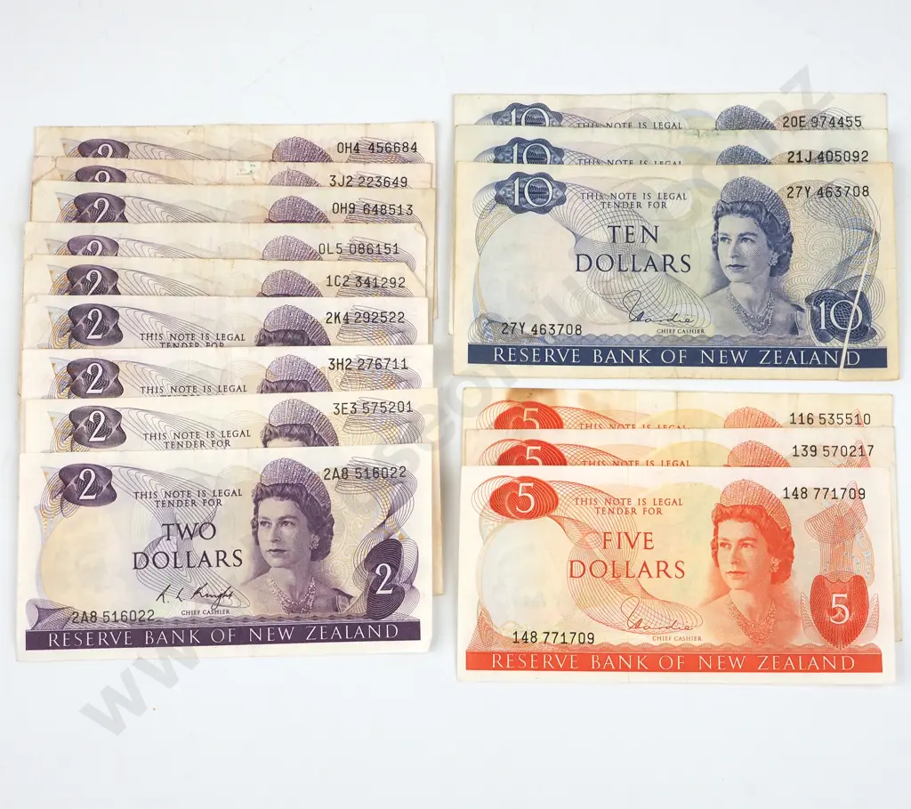 New Zealand 9x2/ 3x5/ 3x10 Hardie Banknotes  Image 1++
