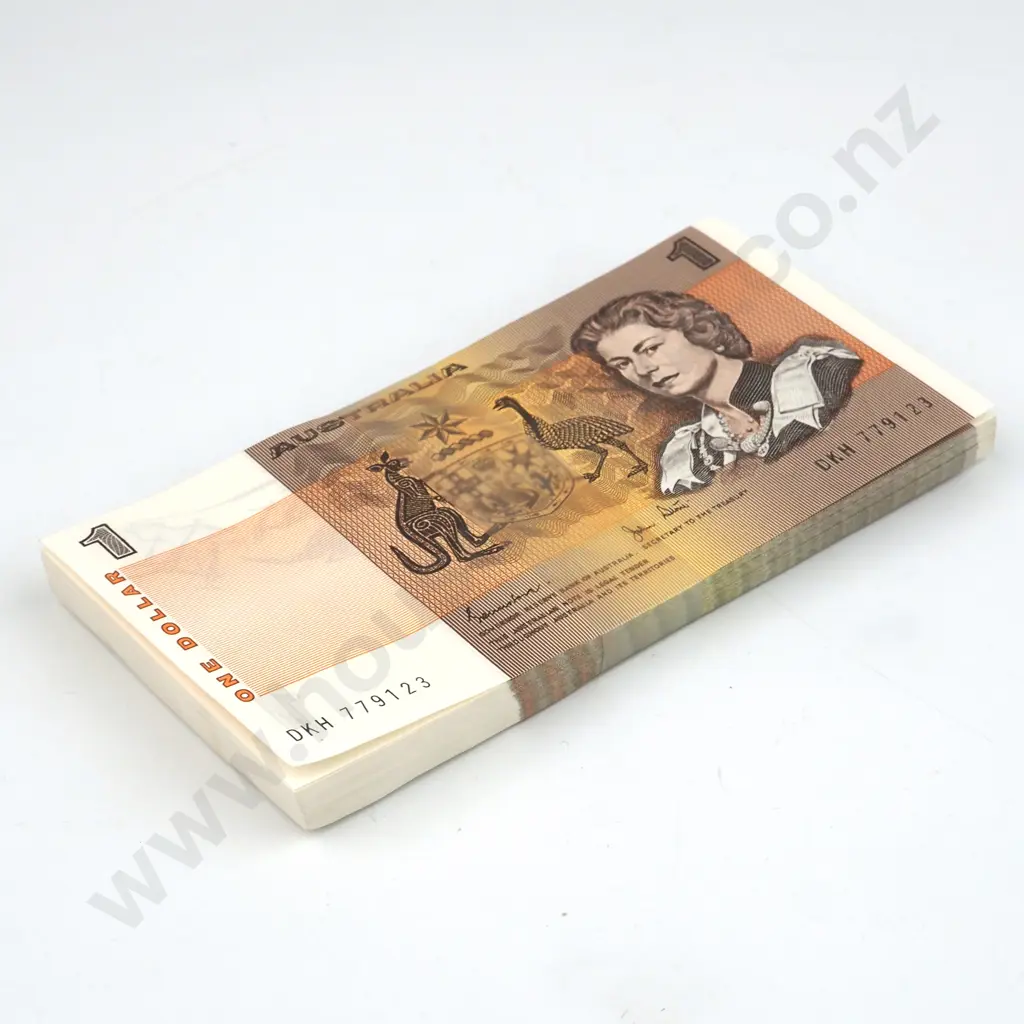 100 Uncirculated Australia One Dollar Banknotes DKH779123-239 Image 1++