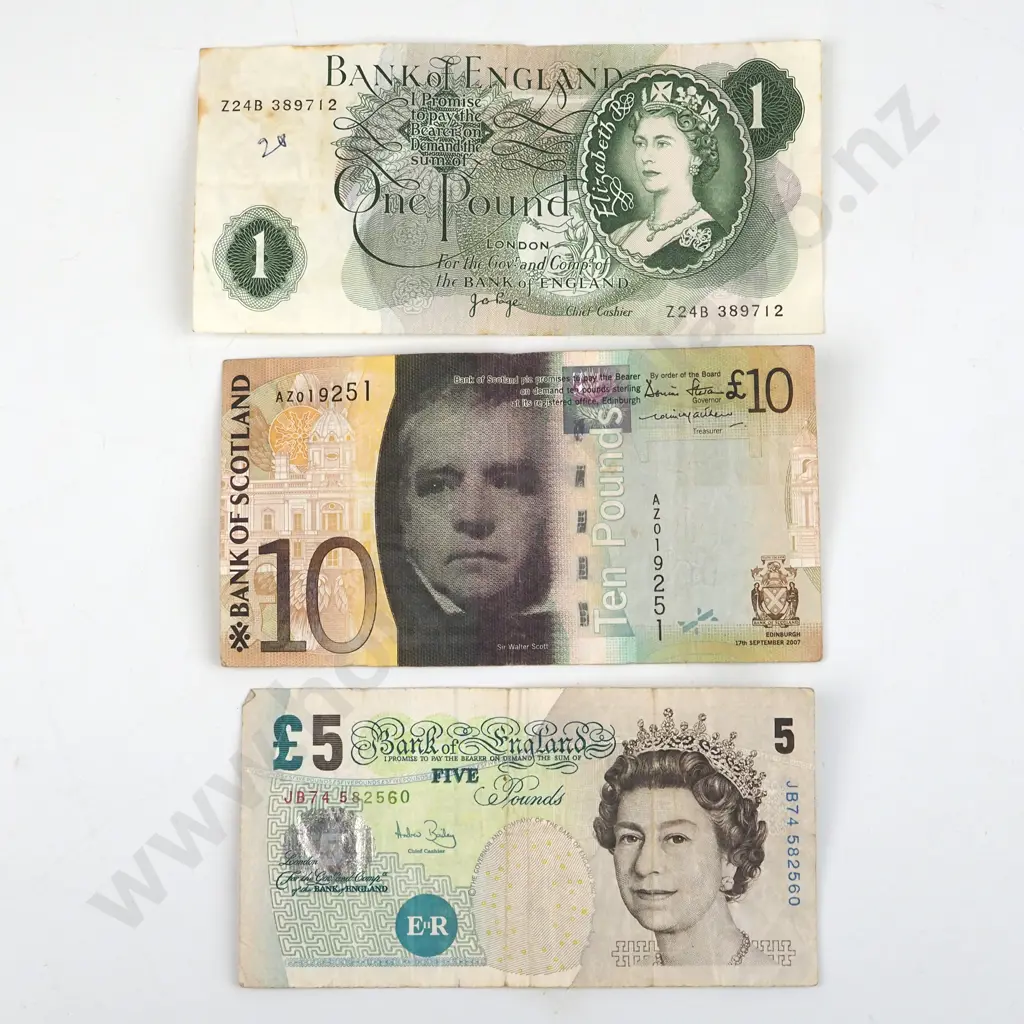Bank of England 1 & 5 Pound Banknotes & Bank of Scotland 10 Pound Banknote  Image 1++