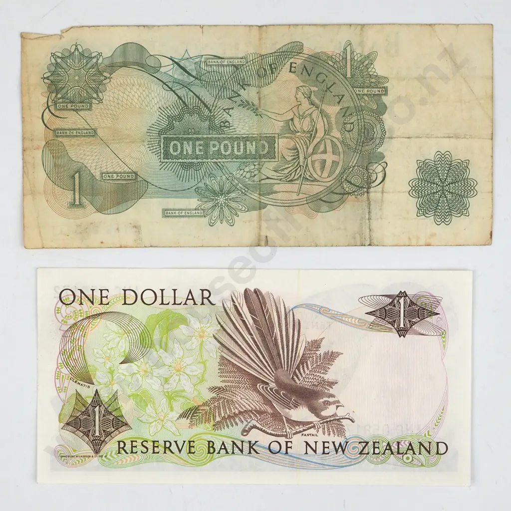 New Zealand One Dollar Russell AUNC & UK One Pound Banknotes  Image 1++