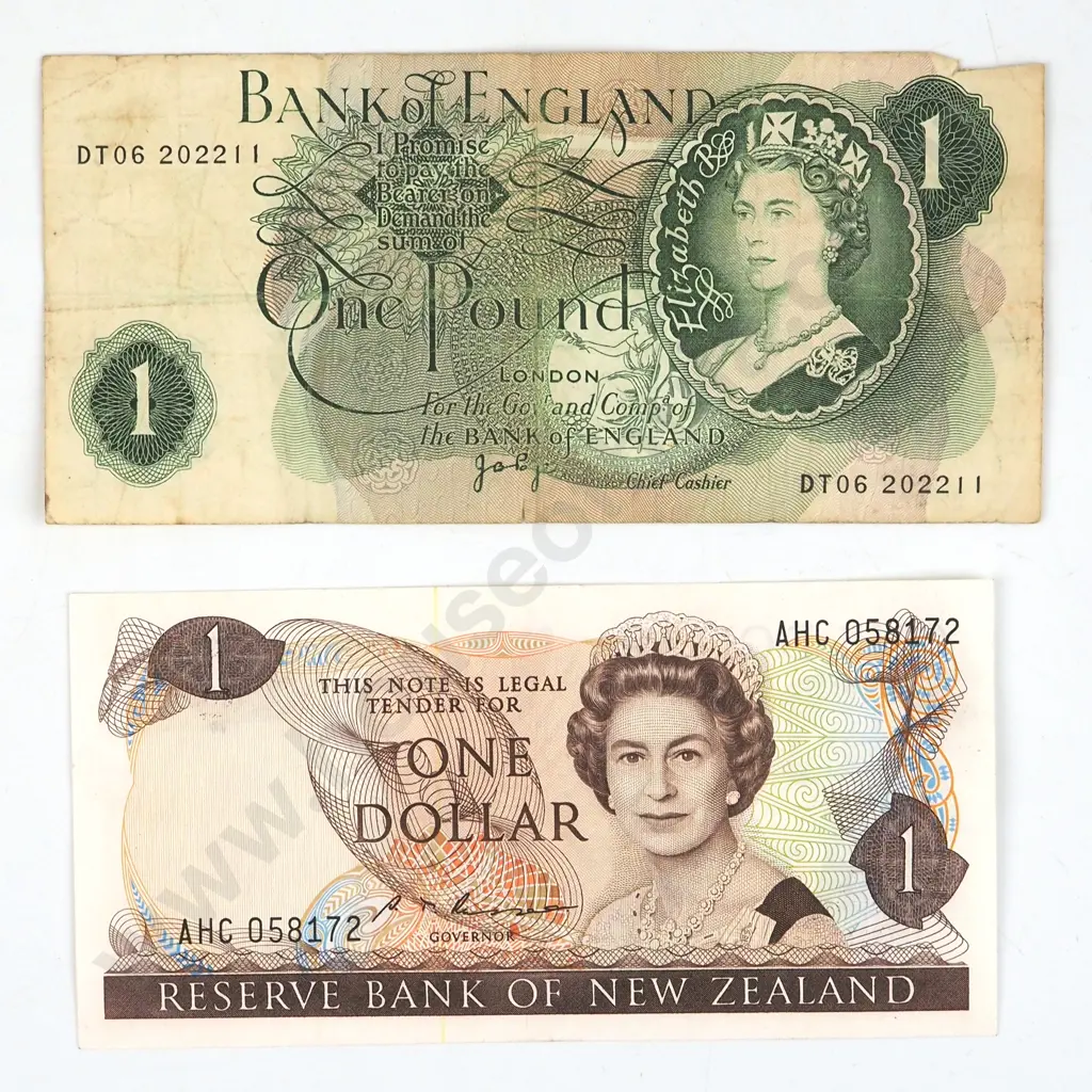 New Zealand One Dollar Russell AUNC & UK One Pound Banknotes  Image 1++