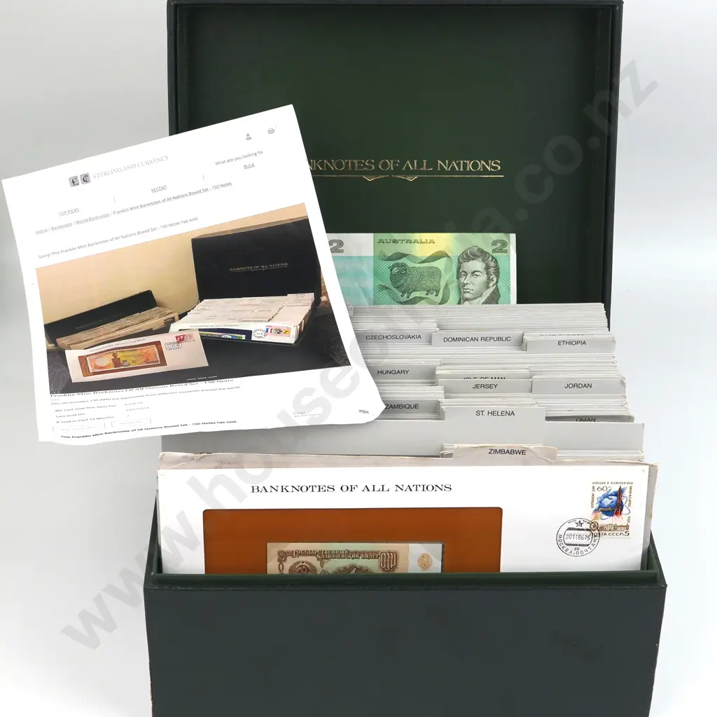 Box of Bank Notes of All Nations. Image 1++