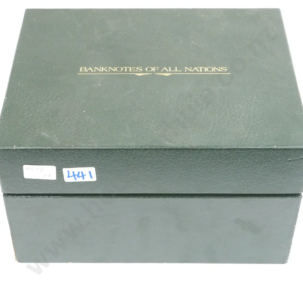 Box of Bank Notes of All Nations. Image 1++