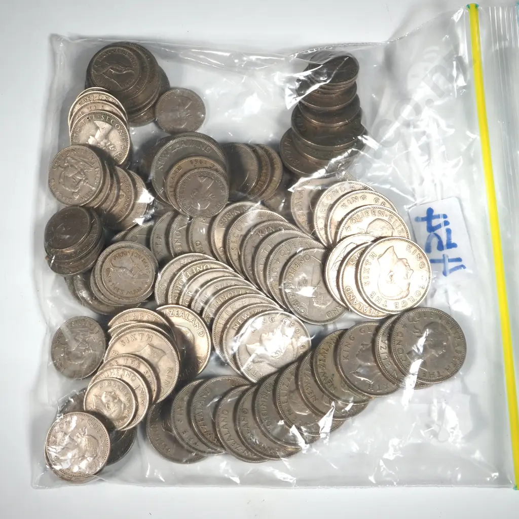 830 Grams of New Zealand Post 1947 Coinage  Image 1++