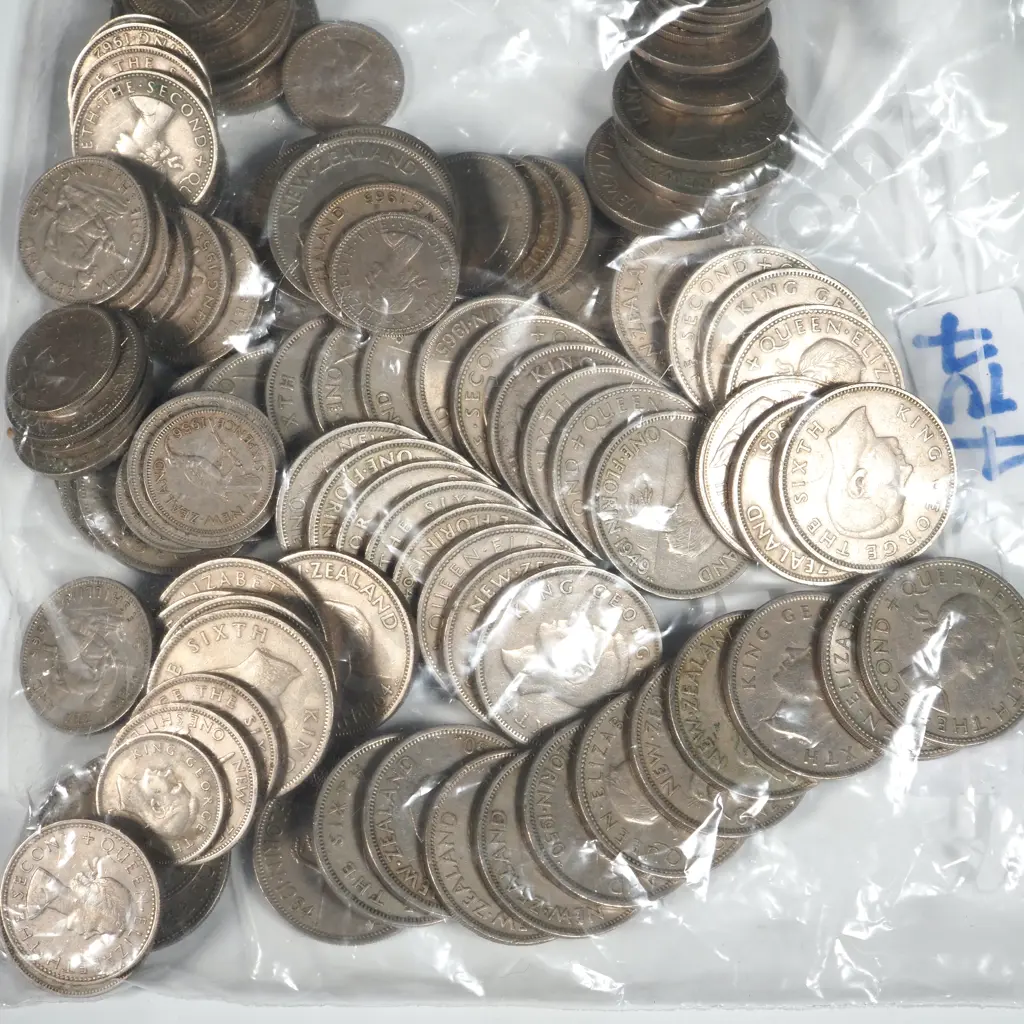 830 Grams of New Zealand Post 1947 Coinage  Image 1++