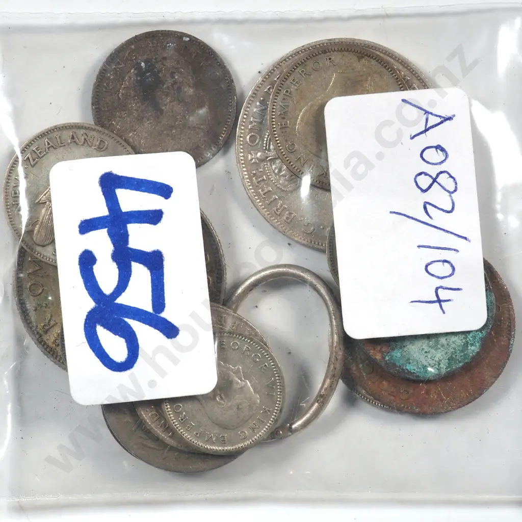 54.8 Grams of Assorted Silver Coinage Image 1++