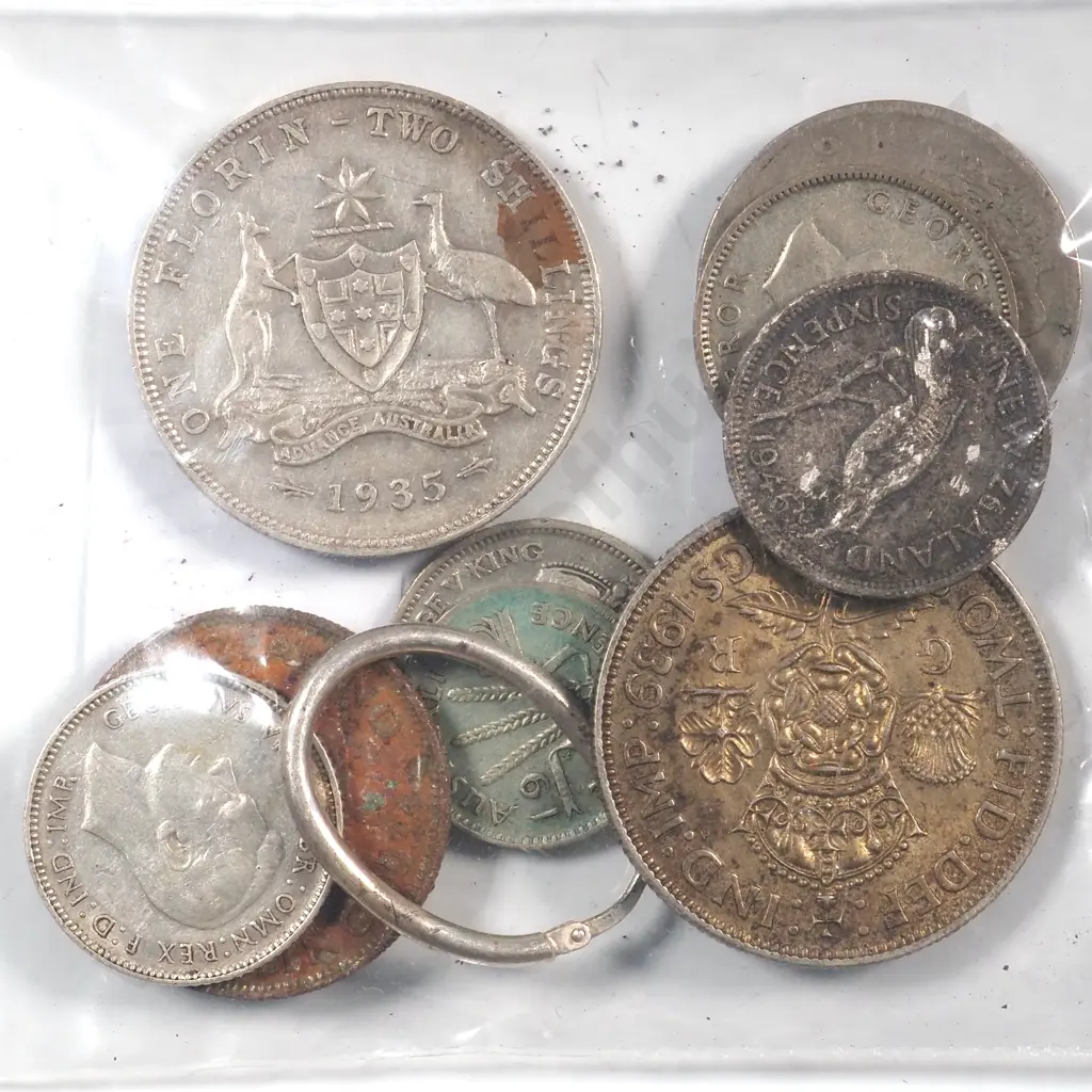 54.8 Grams of Assorted Silver Coinage Image 1++