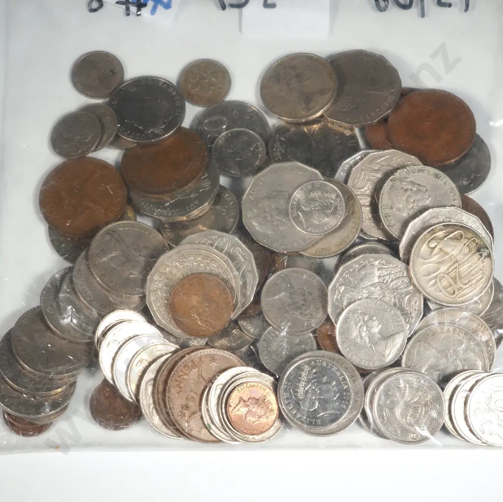 Large Assorted Lot of Australian Decimal & Decimal Coinage  Image 1++