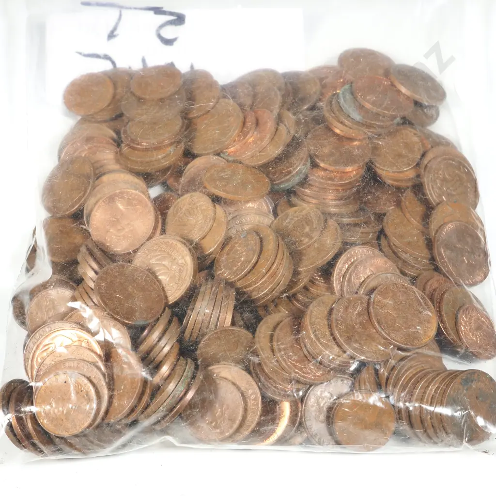 980 Grams of New Zealand One & Two Cent Coins  Image 1++