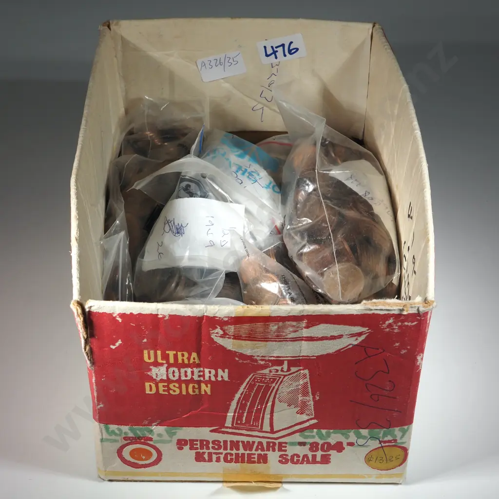 11.7 KGs of New Zealand Half Pennies  Image 1++