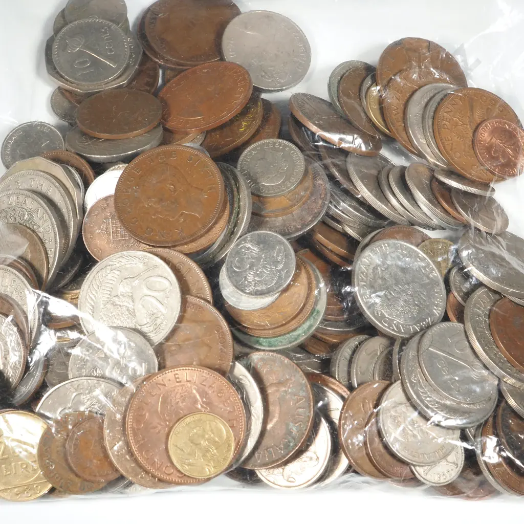 1450 Grams of Assorted World Coinage  Image 1++