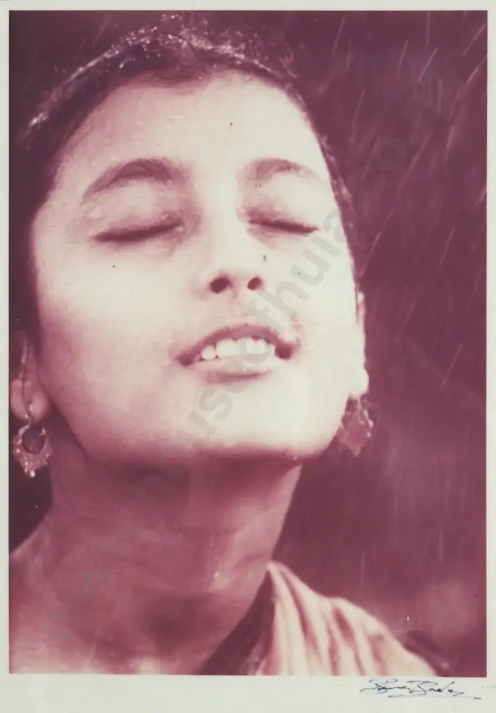 Brian Brake. Indian Girl In Monsoon Rain. Photograph. Image 1++