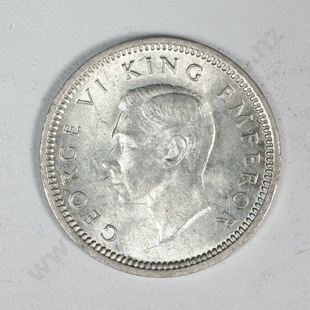 50 New Zealand 1943 Threepence Coins EF+ Total CV $1250 Image 1++