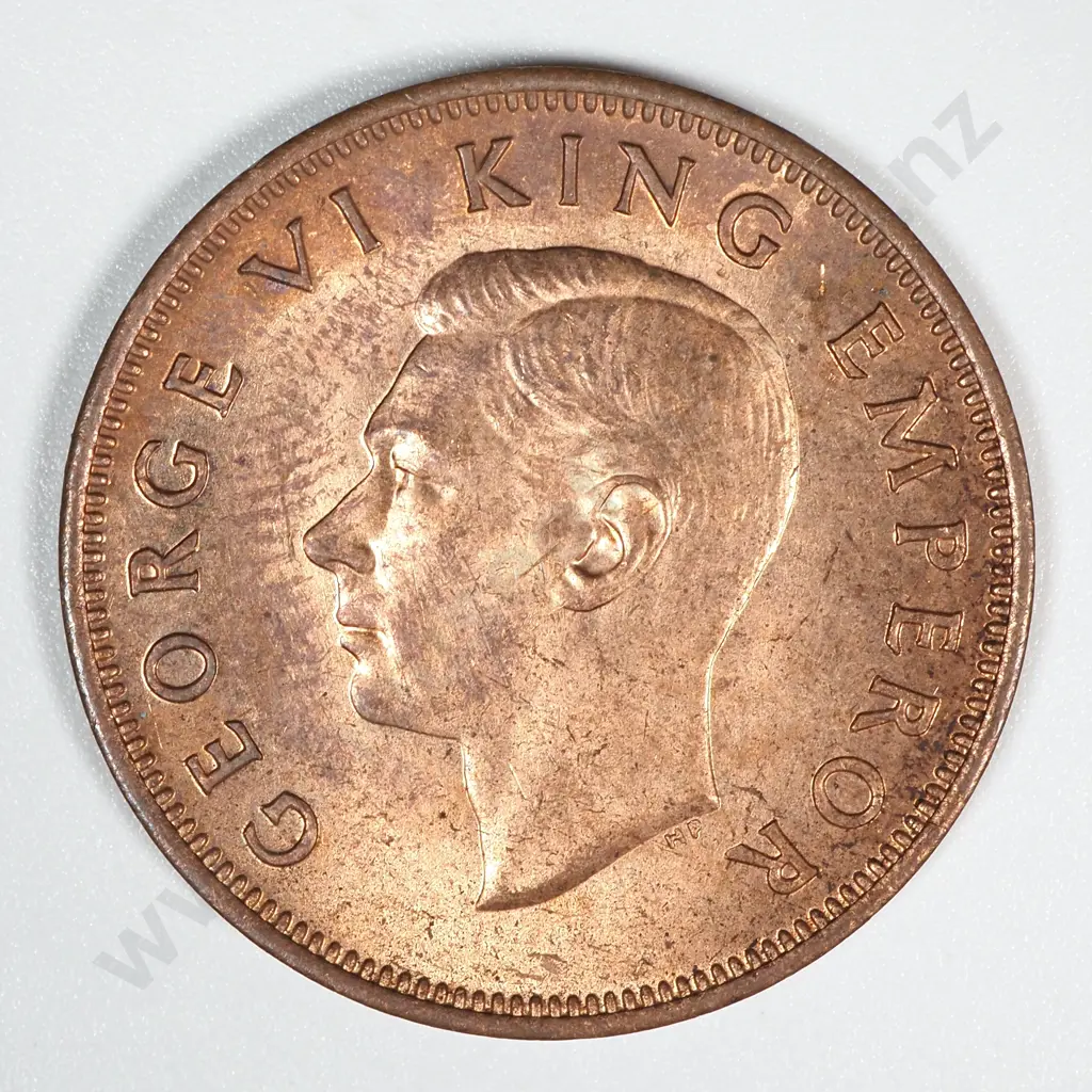 1944 New Zealand Halfpenny AUNC CV $45 Image 1++