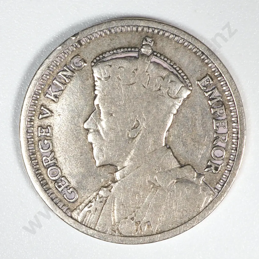 1935 New Zealand Threepence - Cleaned & Damaged Image 1++