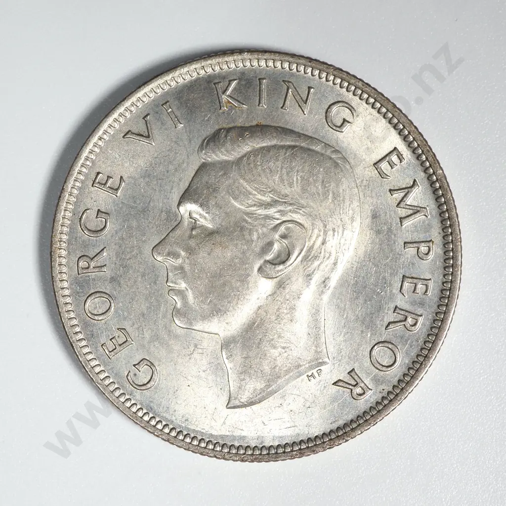 1945 New Zealand Half Crown EF CV $90 Image 1++