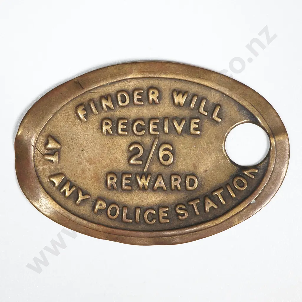 New Zealand POlice Station 2/6 Finder Reward Bracteate - Two Shillings & Sixpence CV$150 Image 1++