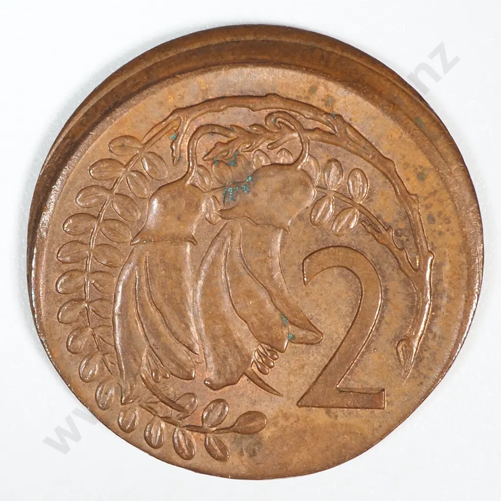 Error Coin: 1967 New Zealand Elizabeth II Two Cent w Off Centre Strike Image 1++
