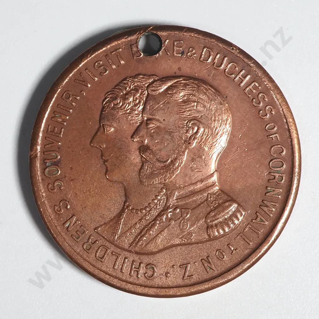 50 1901 Duke & Duchess of Cornwall & York New Zealand Unsorted Commemorative Copper Medalets Image 1++