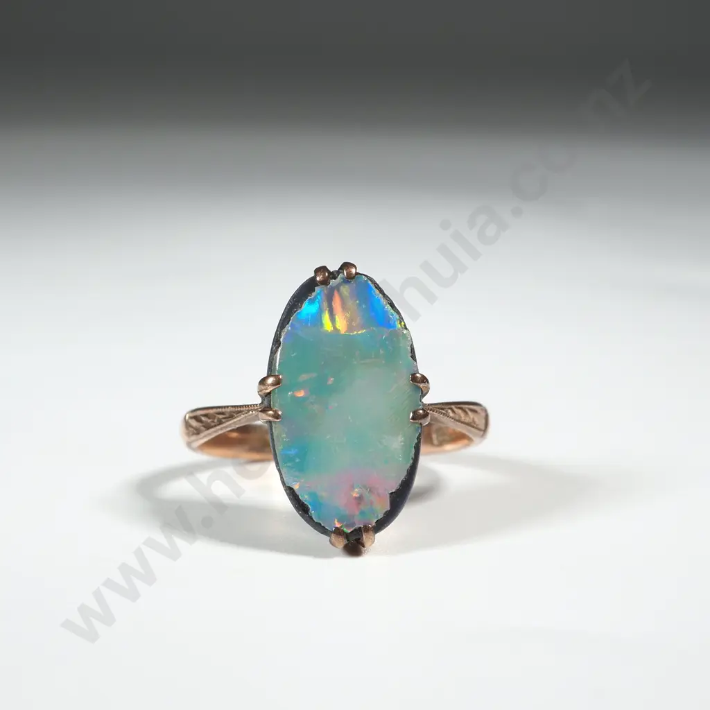 Antique 9ct Gold Opal Doublet Ring Image 1++