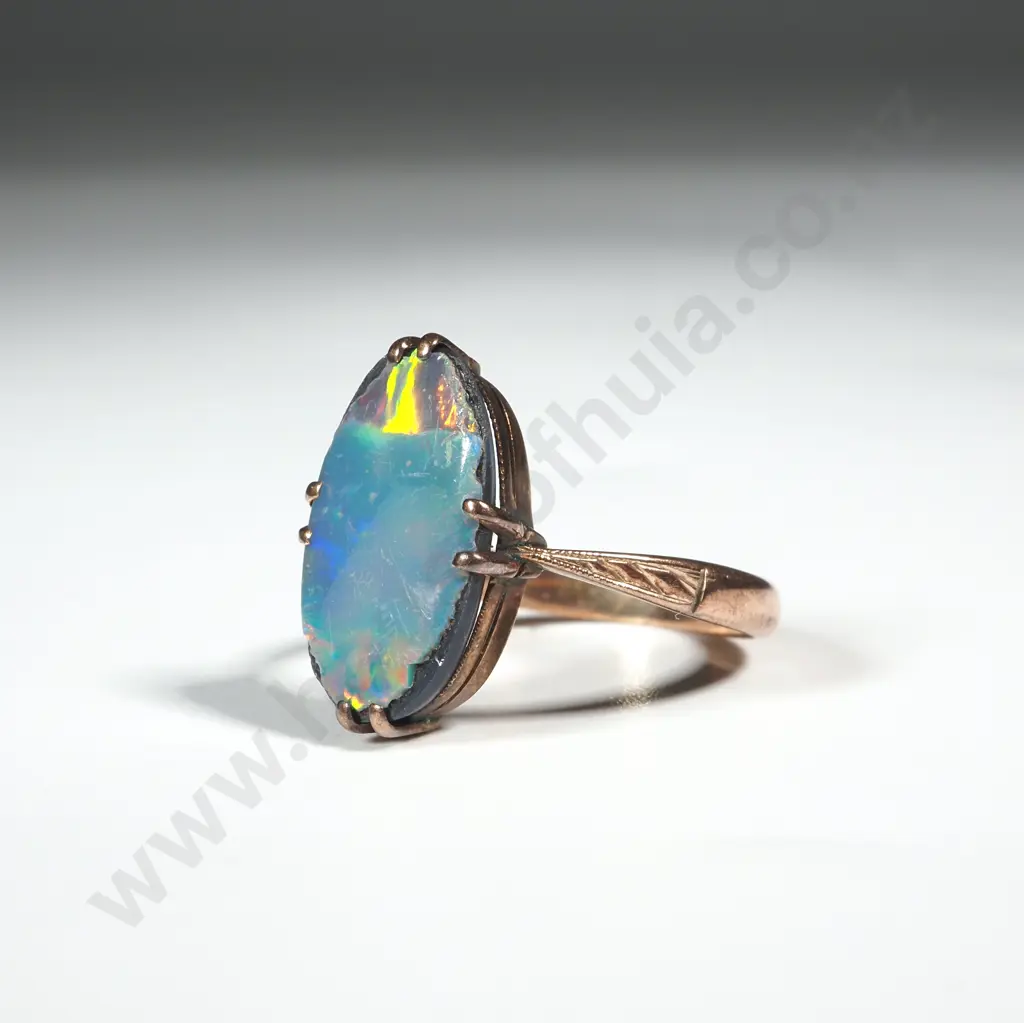 Antique 9ct Gold Opal Doublet Ring Image 1++