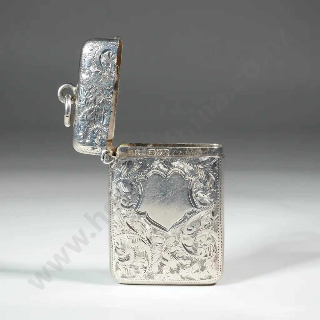 Sterling Silver Vesta Case - English Hallmarks Chester 1901 Image 1++