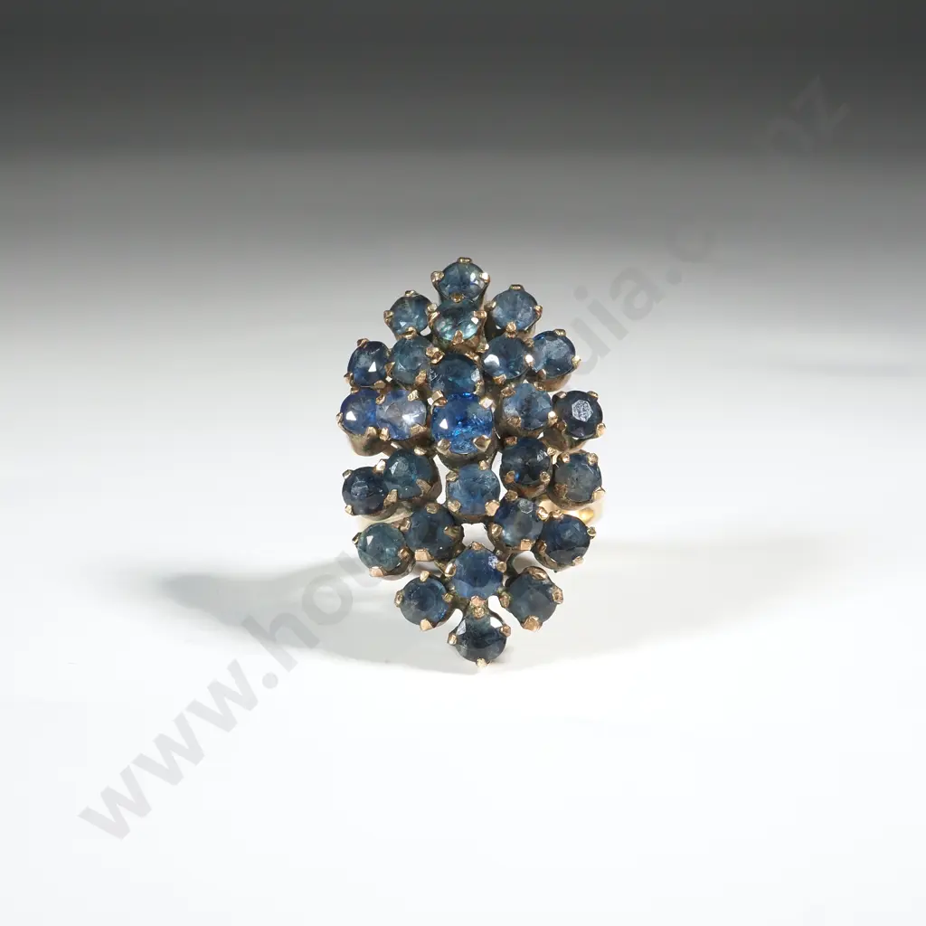 18ct Gold Sapphire Ring Image 1++