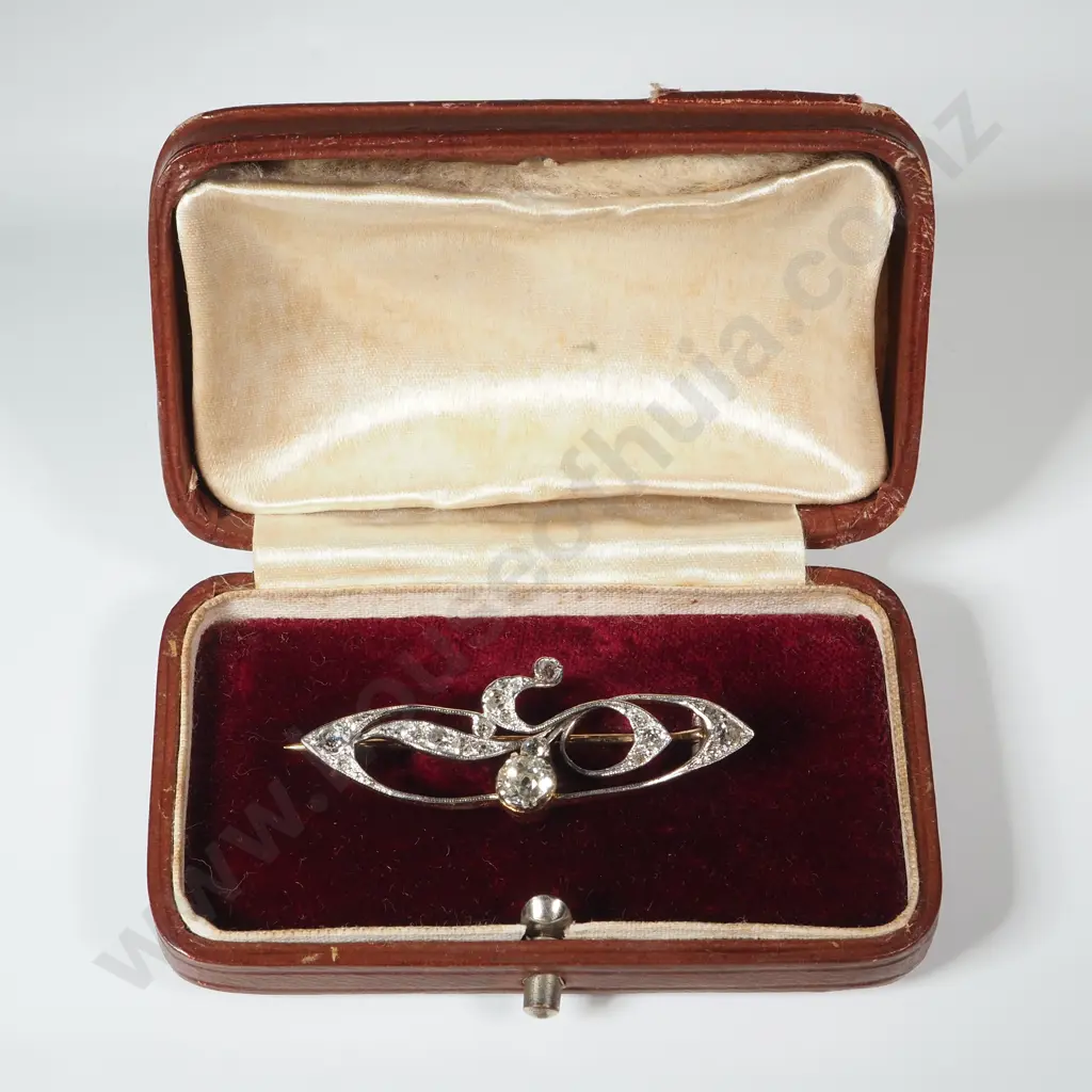 Exceptional Art Nouveau Diamond 15ct Yellow Gold & Platinum Brooch Image 1++