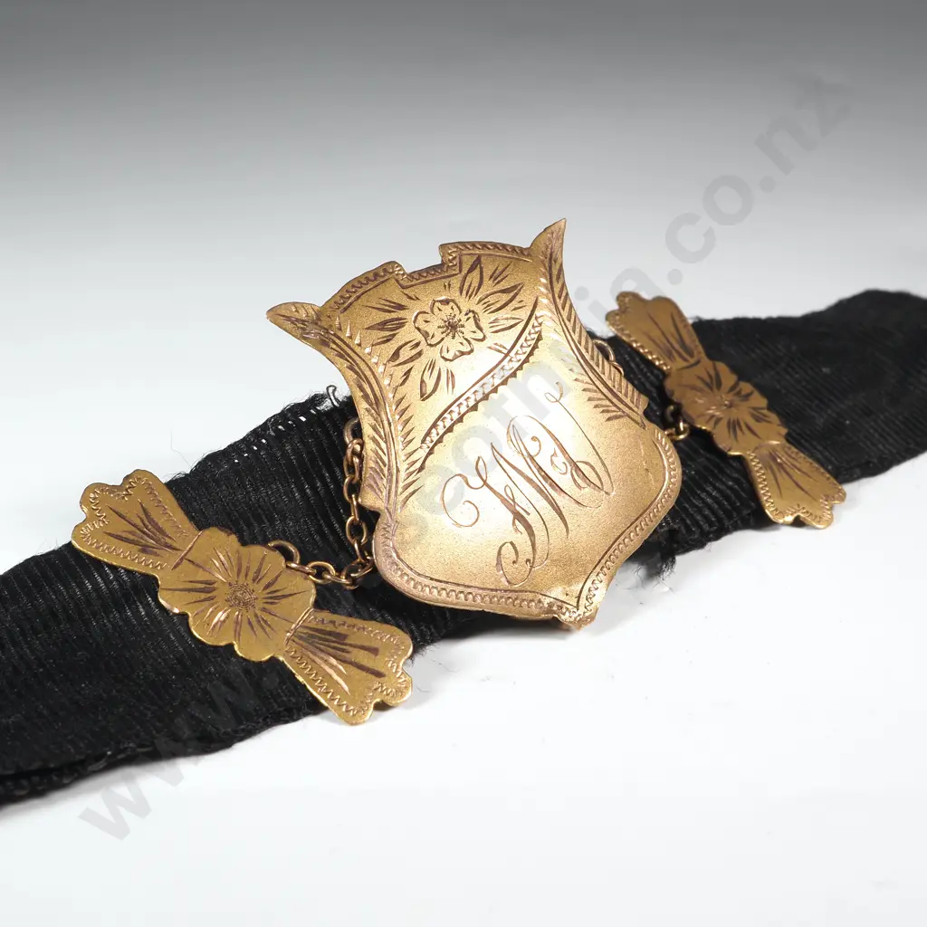 Antique 9ct Gold Ribbon Fob Suspender Image 1++