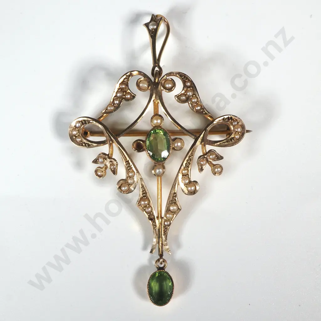 Edwardian 9ct Gold Peridot & Seedpearl Pendant Brooch Image 1++
