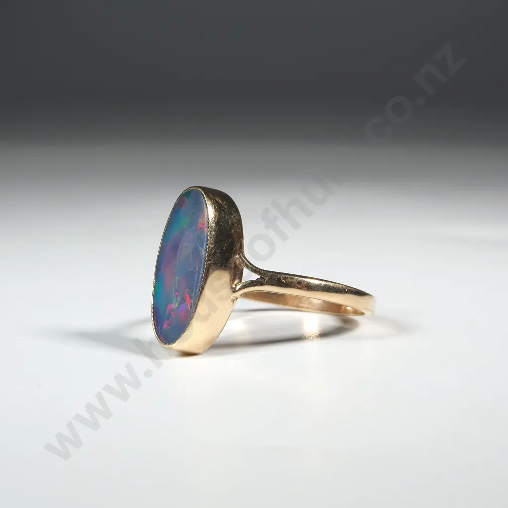 9ct Gold Opal Ring Image 1++